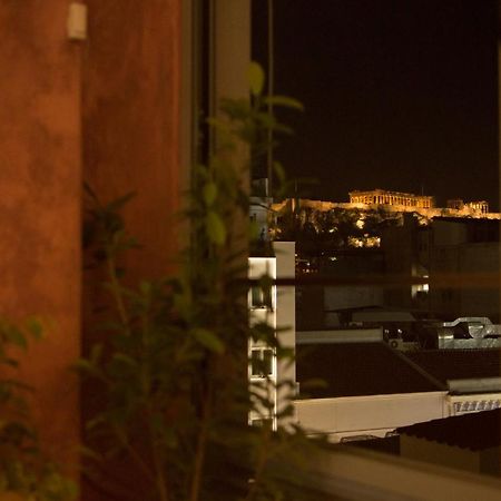 Apartamento Mosaics Aprtm In Parliament Square With Acropolis View Atenas Exterior foto