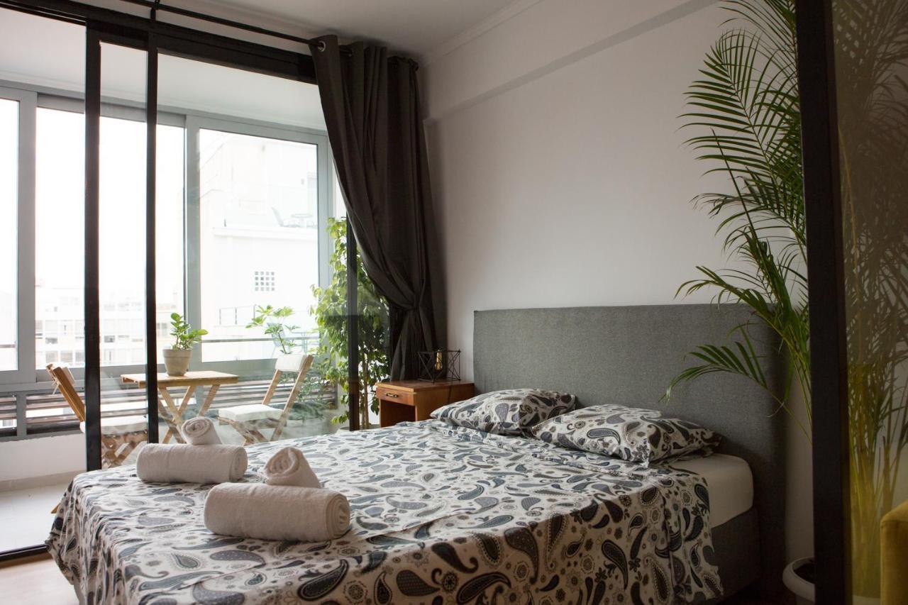 Apartamento Mosaics Aprtm In Parliament Square With Acropolis View Atenas Exterior foto